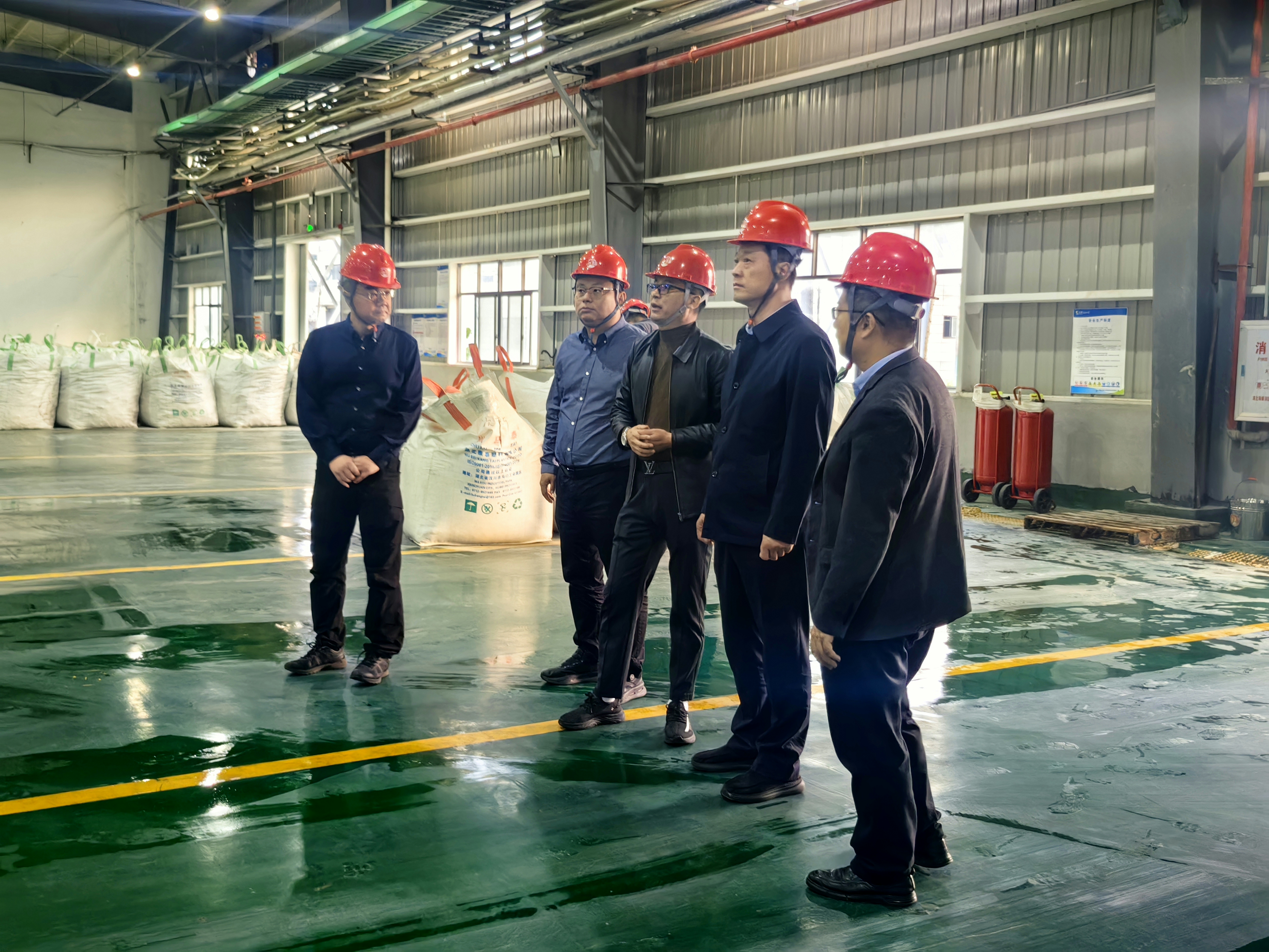 1762396438494.jpg 微信图片_20251105171536_1130_12.jpg