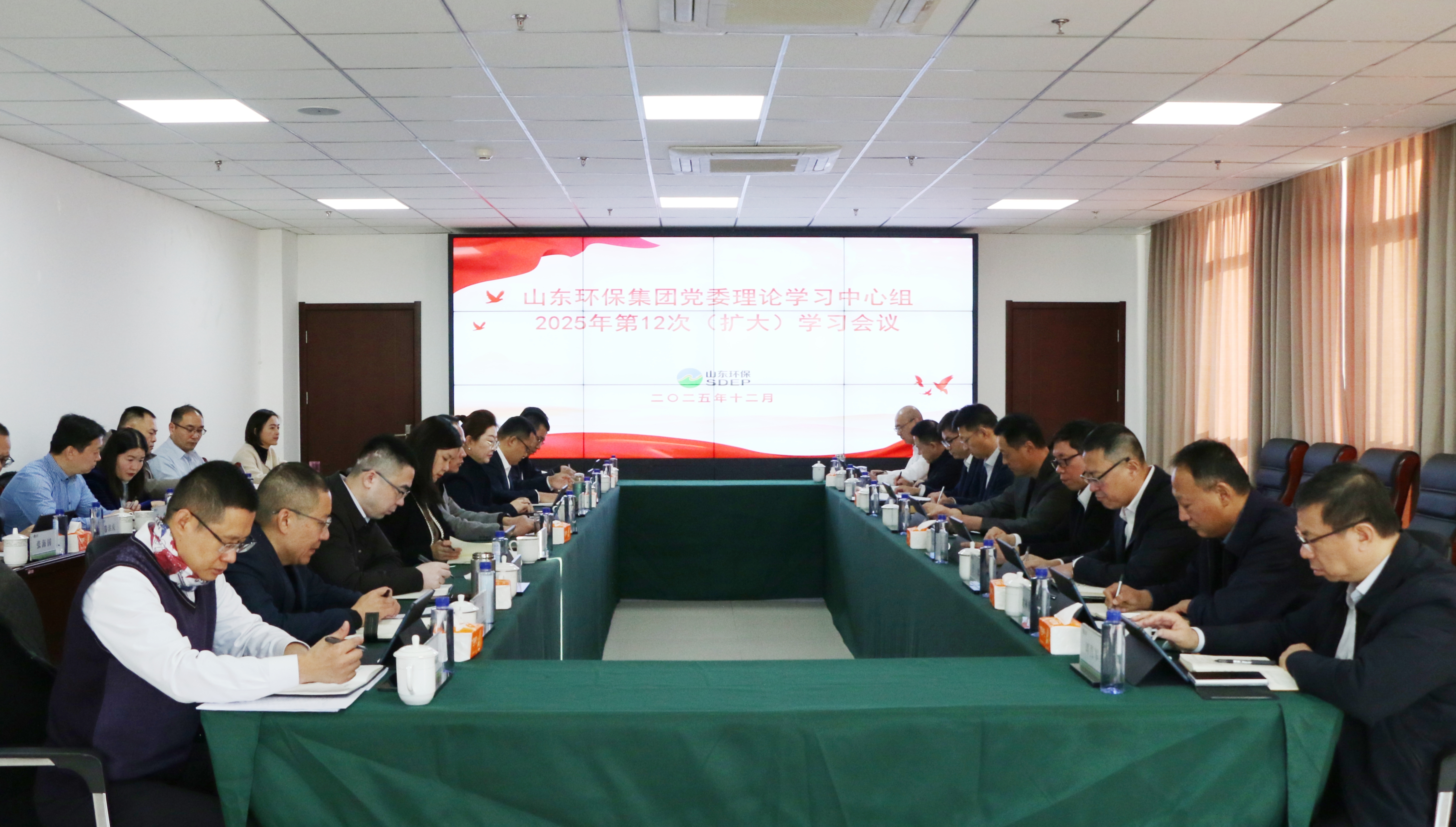 1764697640762.jpg 9ff2b8bec832f845deed251a4520aed1.jpg