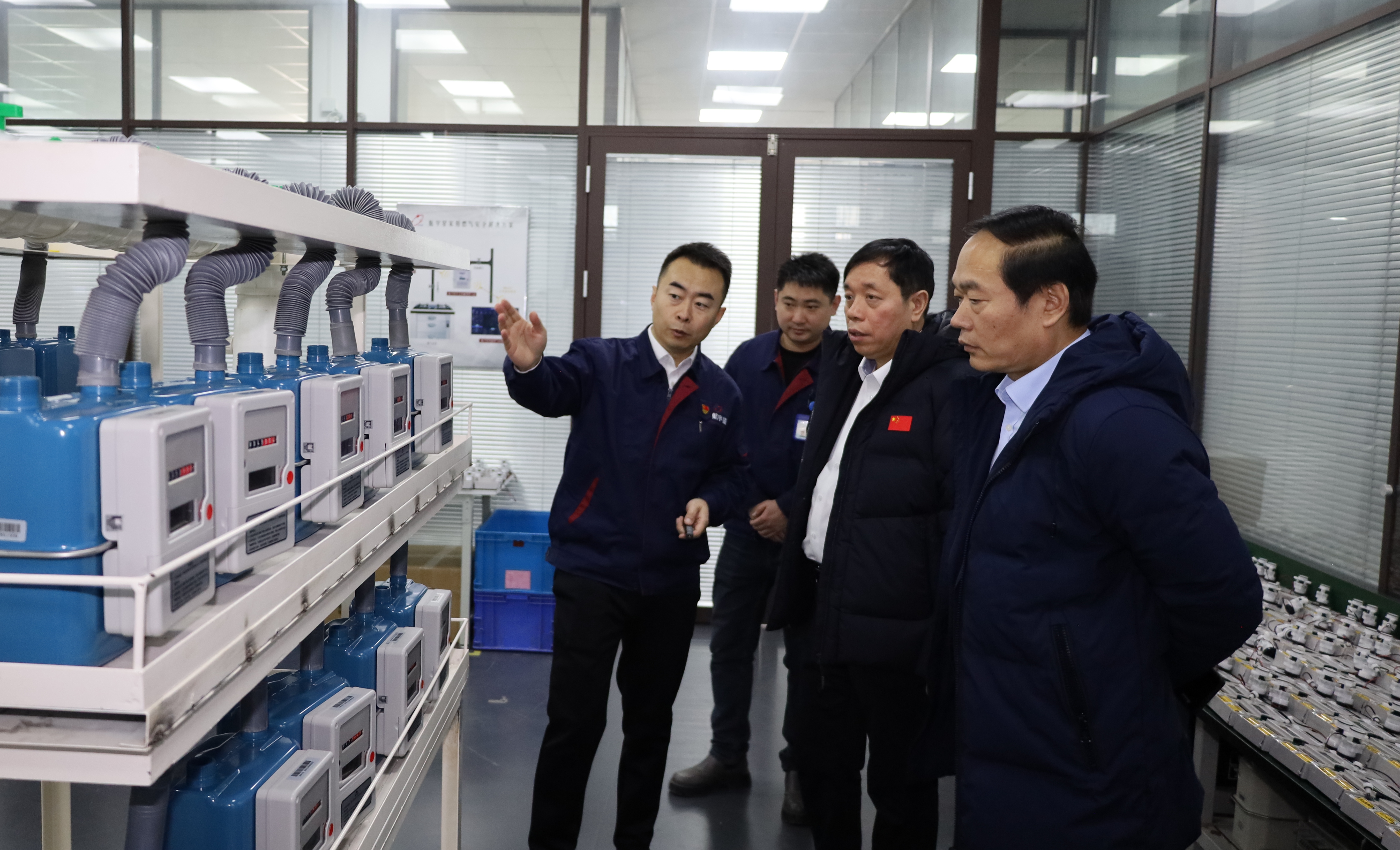 1765128322814.jpg 8cc52930eb6589bab027c6b4b039cb68.jpg